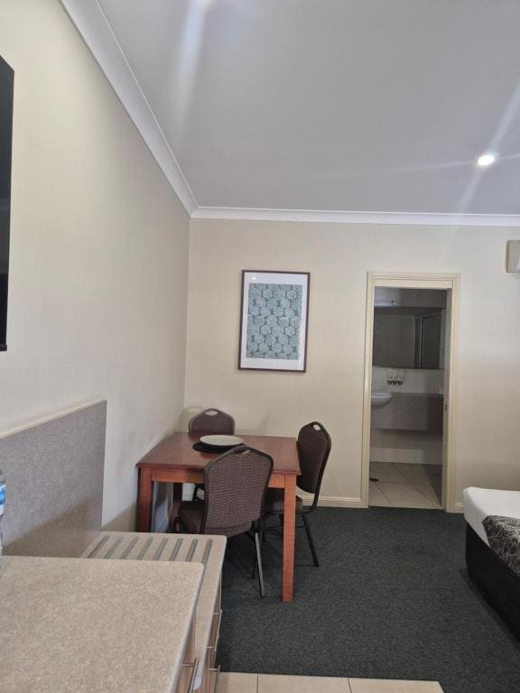 Pittsworth Motor Inn - View 6