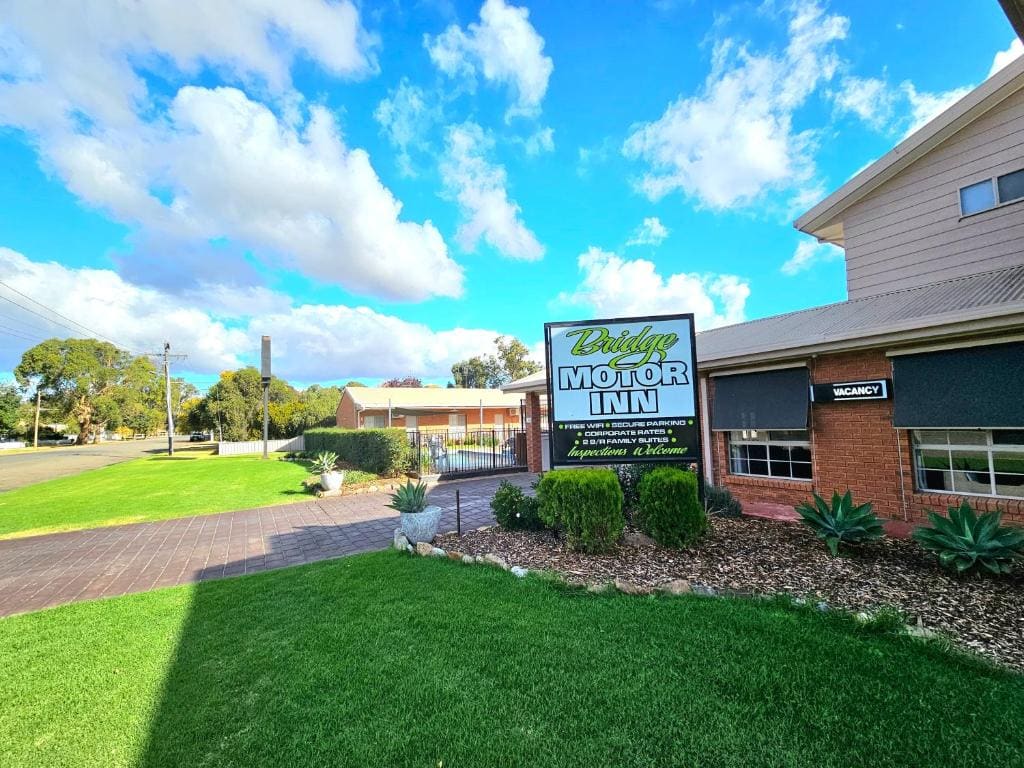 Bridge Motor Inn Tocumwal - Main view