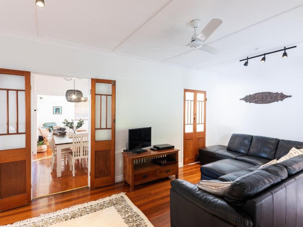 Bridle Guesthouse - View 3