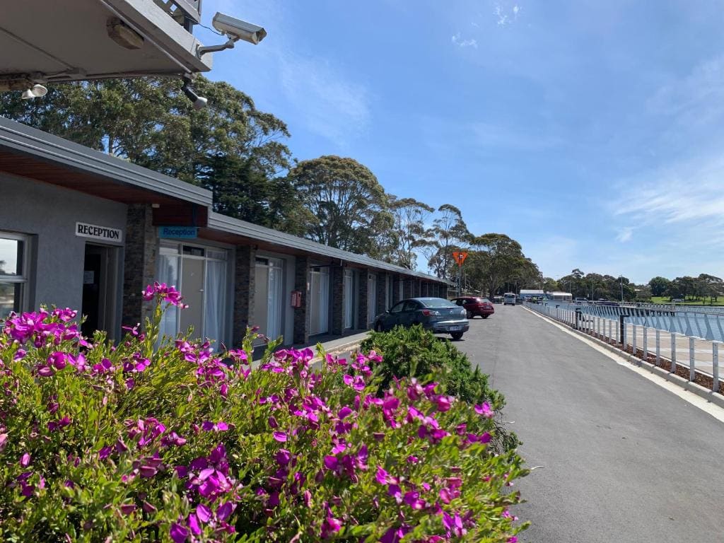 Burnie Airport Motel - Main view
