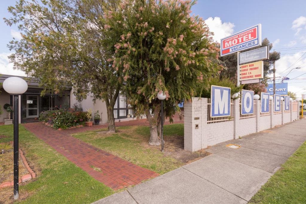 Chadstone Executive Motel - Main view