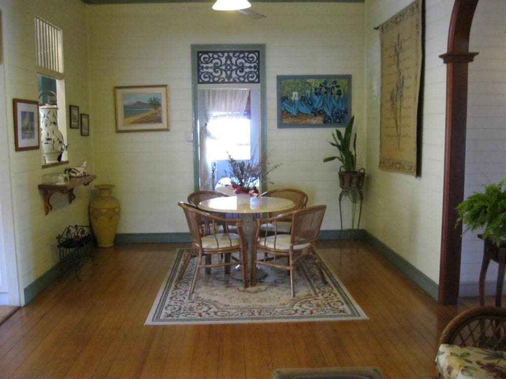 Classique Bed & Breakfast - Main view