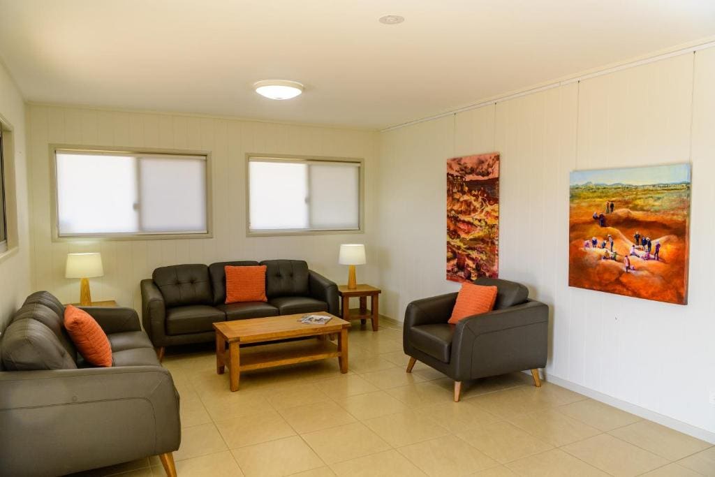 Cooper's Country Lodge - View 3