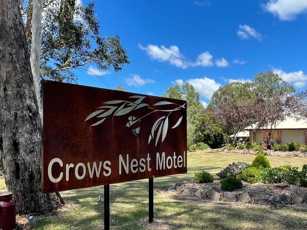 Crows Nest Motel - View 5