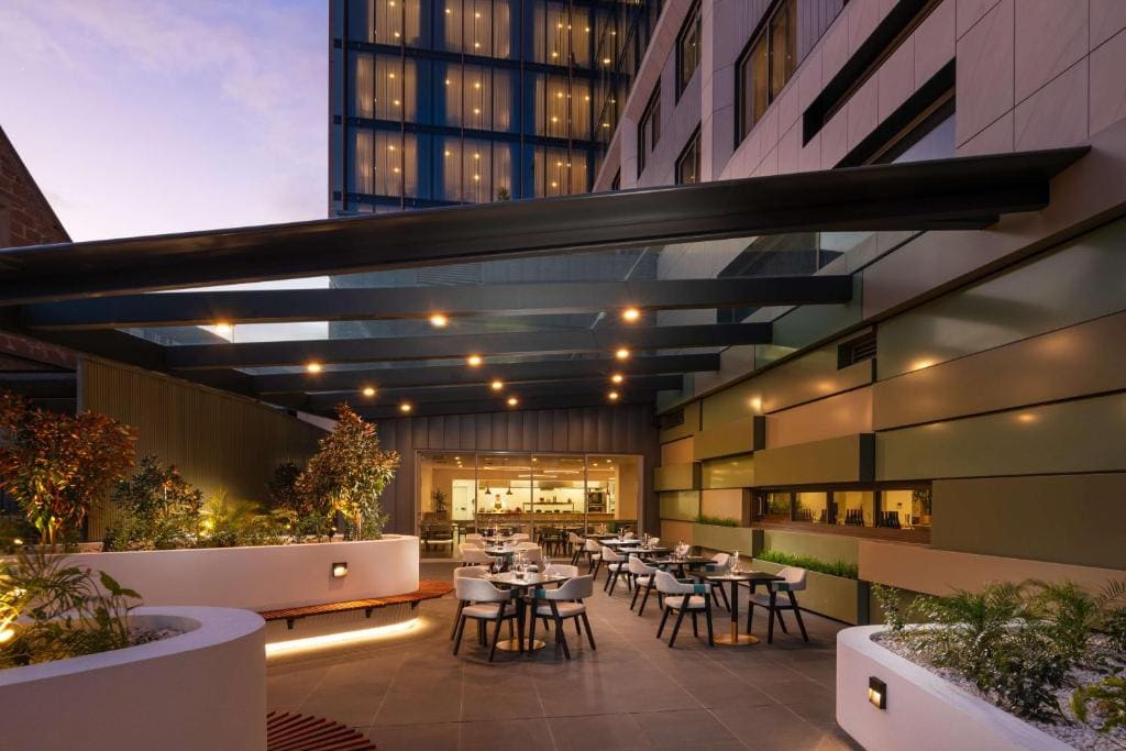 DoubleTree by Hilton Hobart - View 4