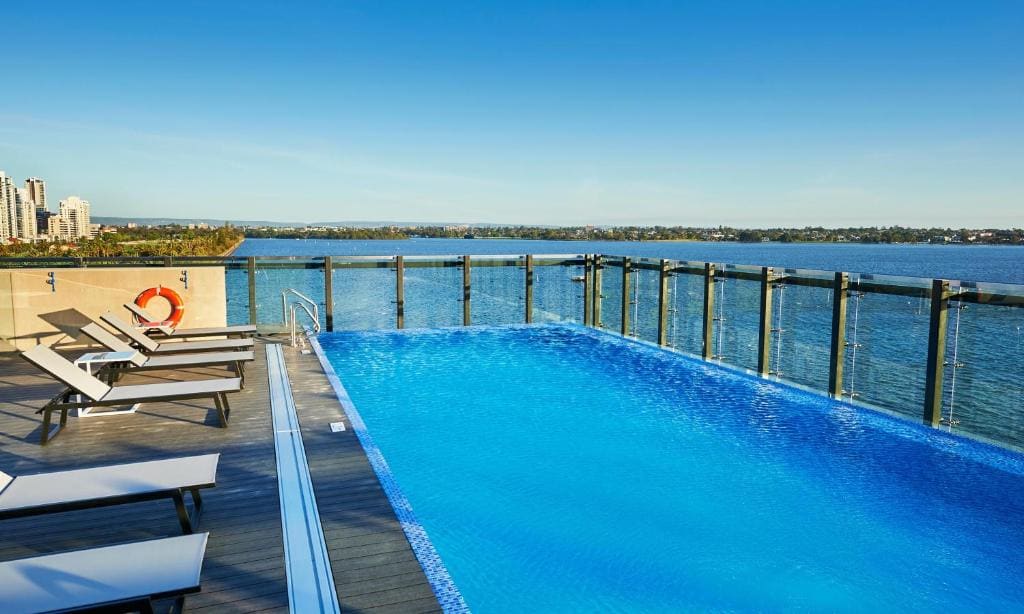 Doubletree By Hilton Perth Waterfront - View 4