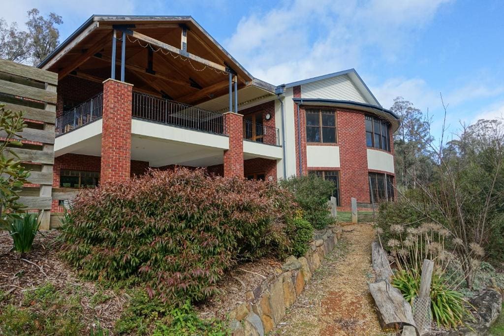 Elkanah Lodge and Conference Centre - View 3