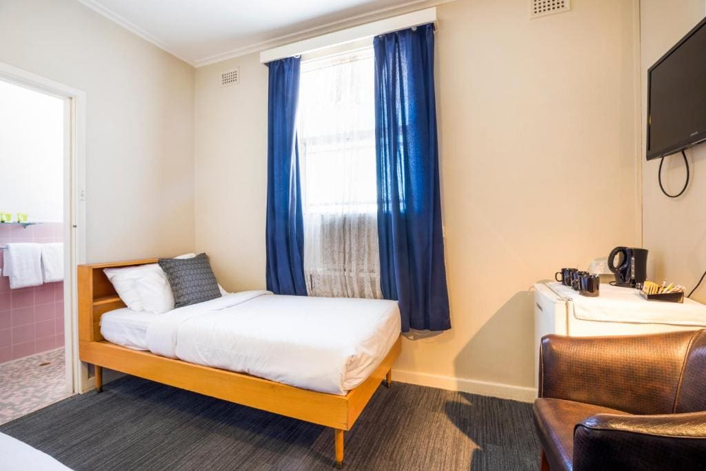 Esplanade Hotel Adelaide - View 7
