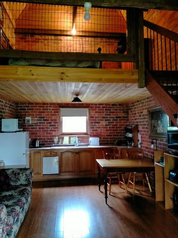 Grampians Historic Tobacco Kiln - View 6