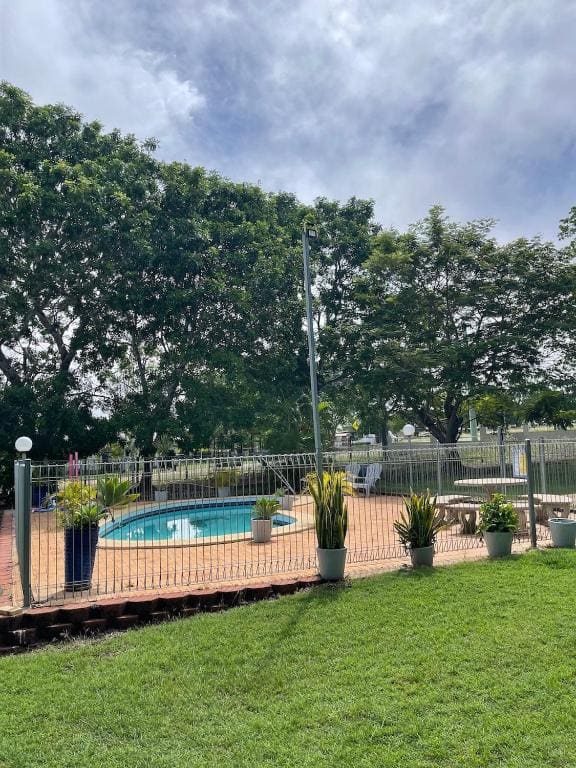 Hillview Motel Charters Towers QLD - View 3