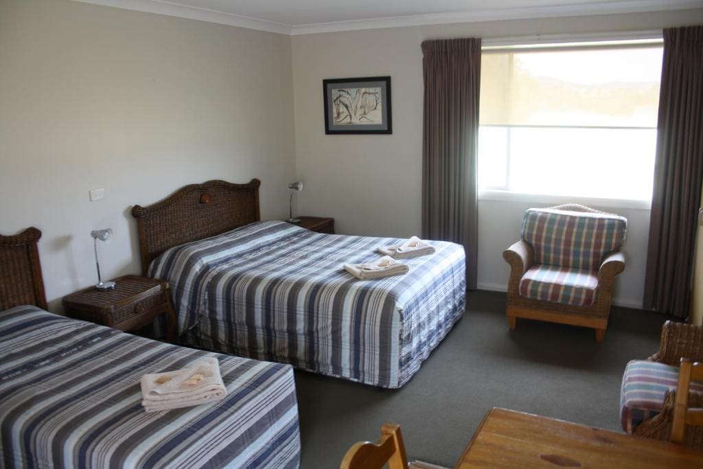 Isis Motel Scone - View 7