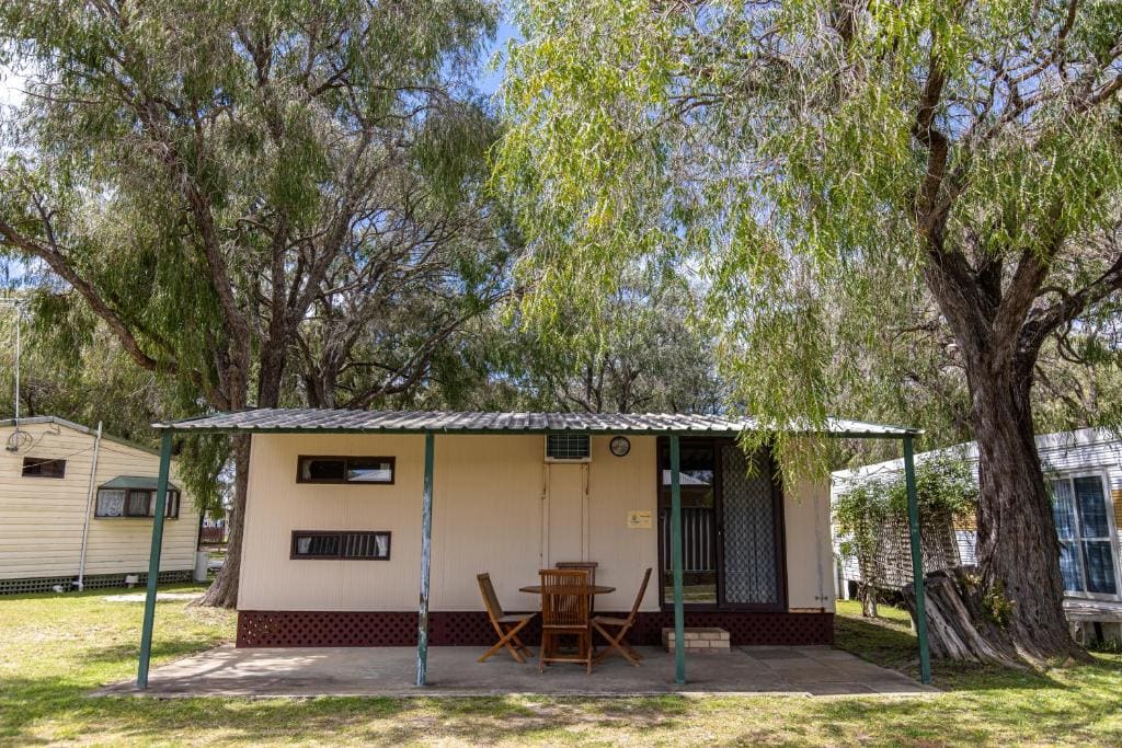 Lazy Days Caravan Park - View 5