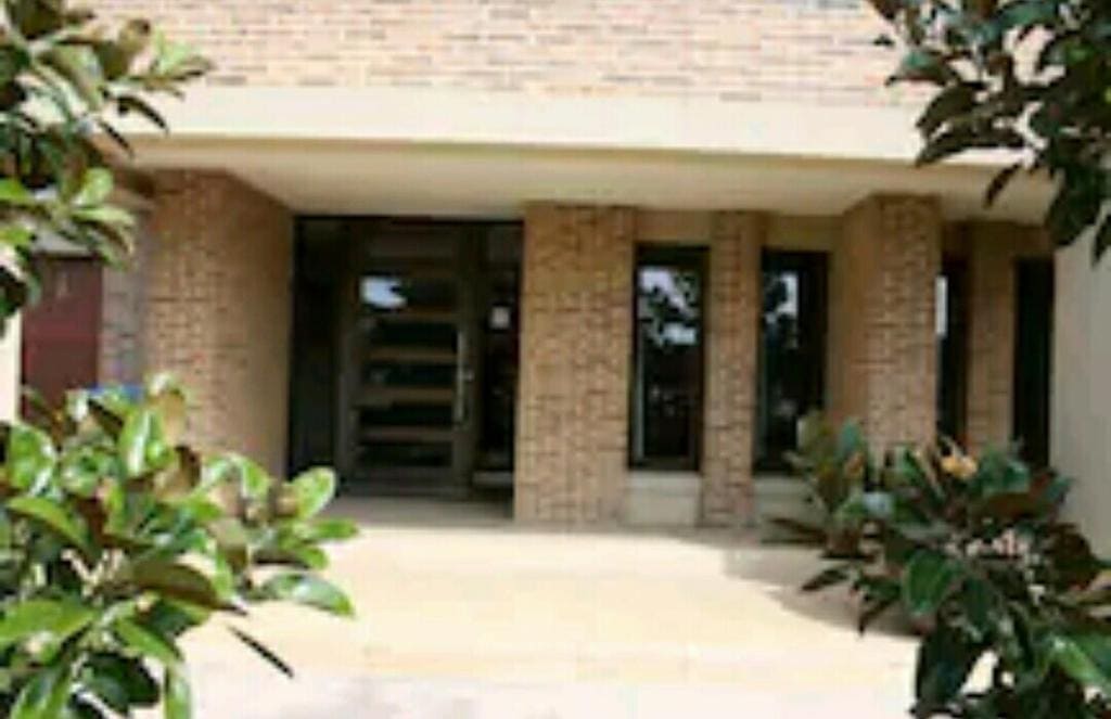 Lucky House - View 3