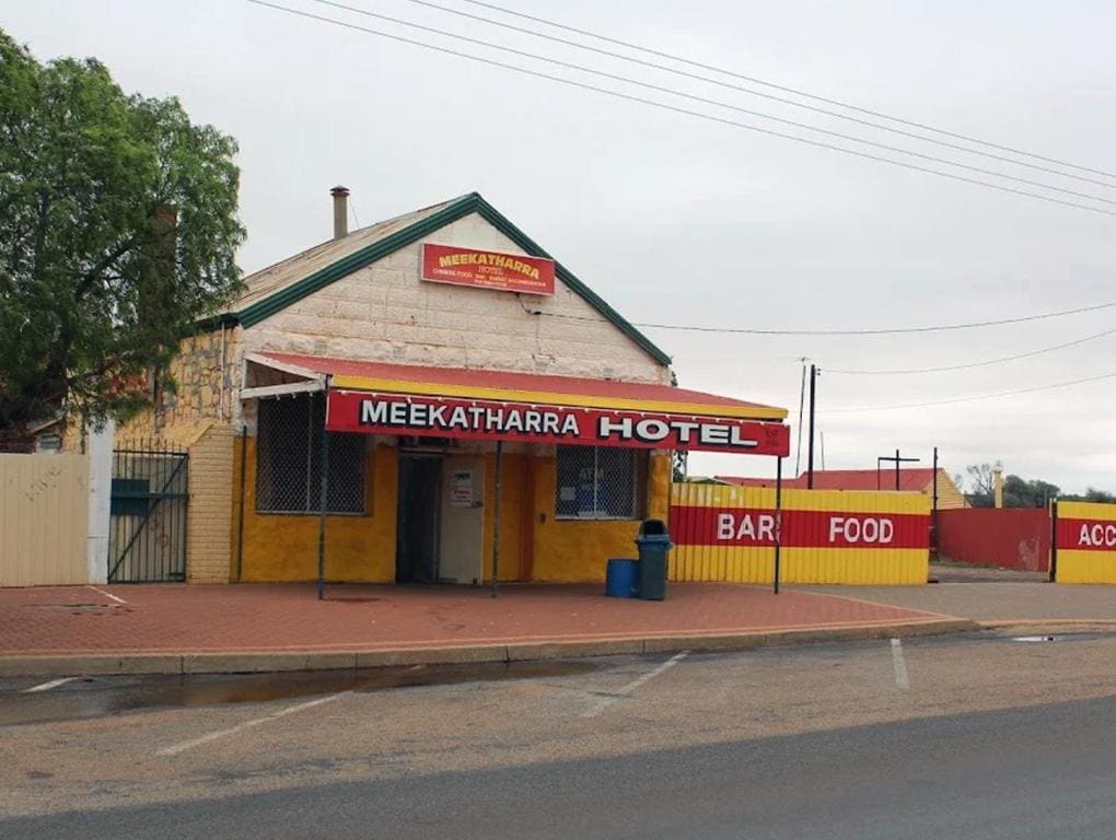 Meekatharra Hotel accommodation with food Option - View 6