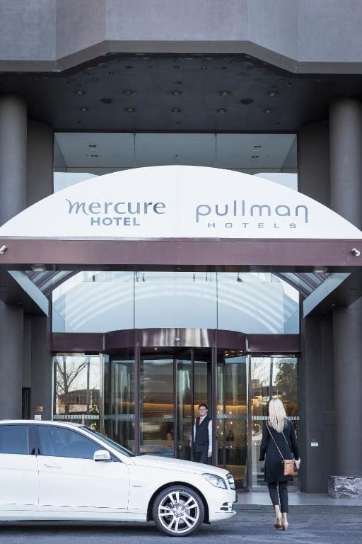 Mercure Melbourne Albert Park - View 2
