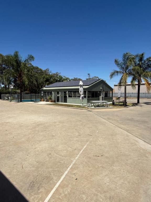 Mia Motel - View 2