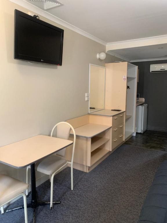 Mid Coast Motor Inn - View 2