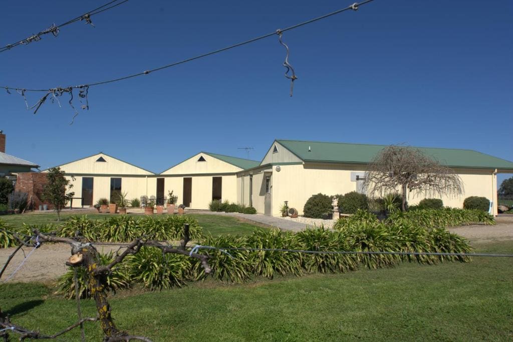 Milawa Muscat Retreat B&B - View 3