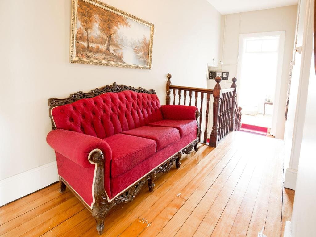 Montacute Boutique Bunkhouse - View 3