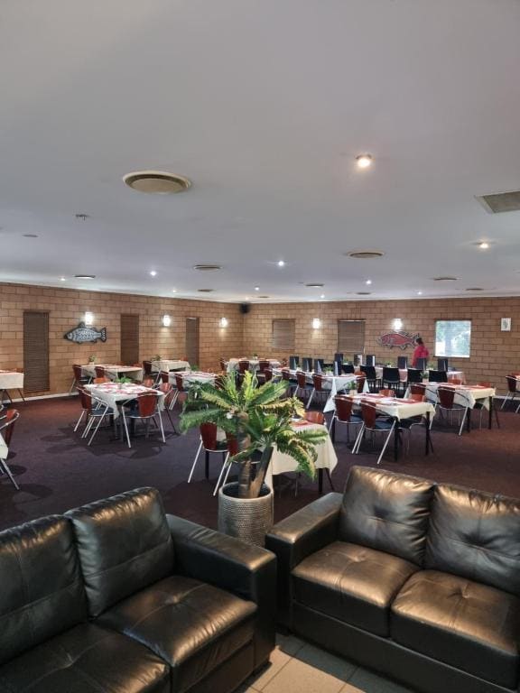 Moranbah Outback Motel - View 2