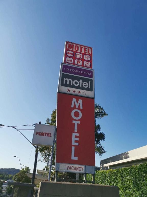 Nambour Lodge Motel - View 3