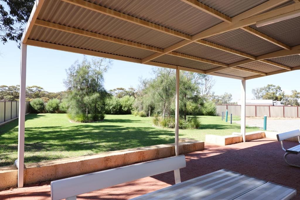 Narembeen Caravan Park - View 4