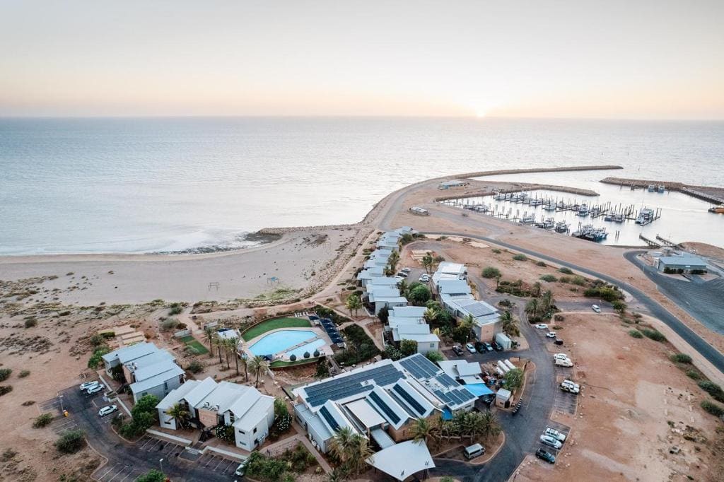 Mantarays Ningaloo Beach Resort - Main view