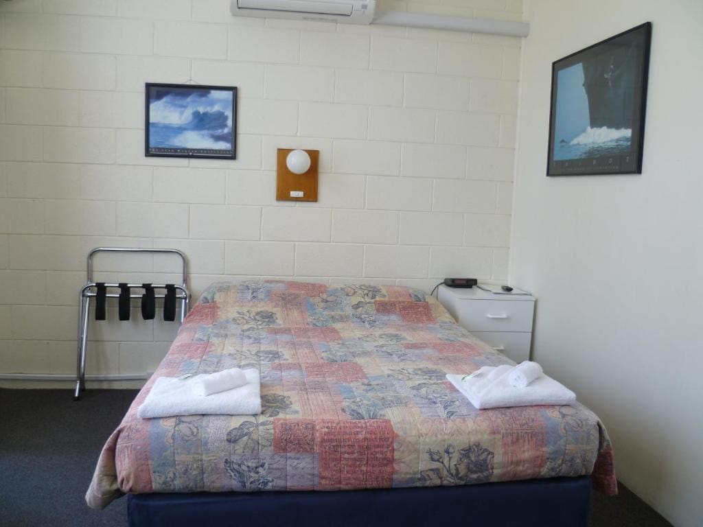 Norfolk Motor Inn - View 6
