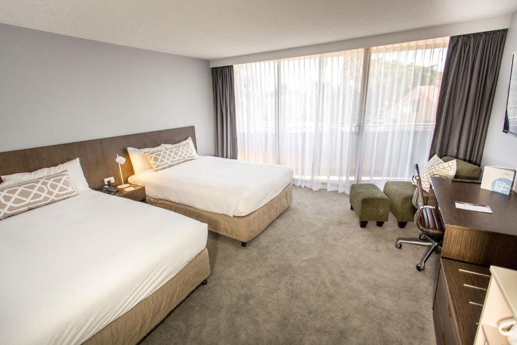 Mercure Brisbane Spring Hill - View 2