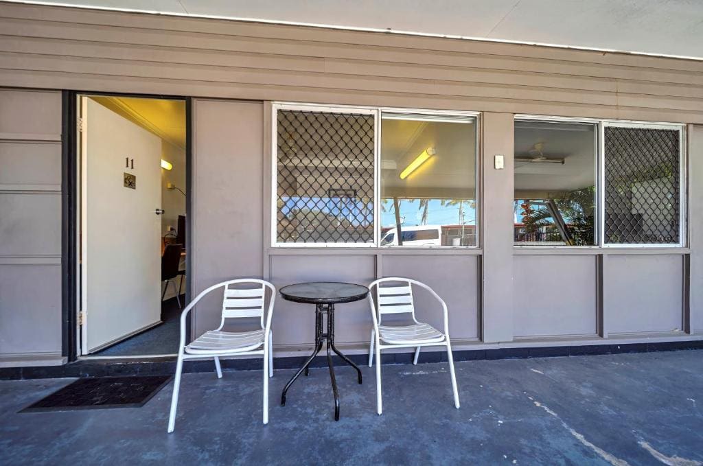 Pearly Shell Motel - View 4