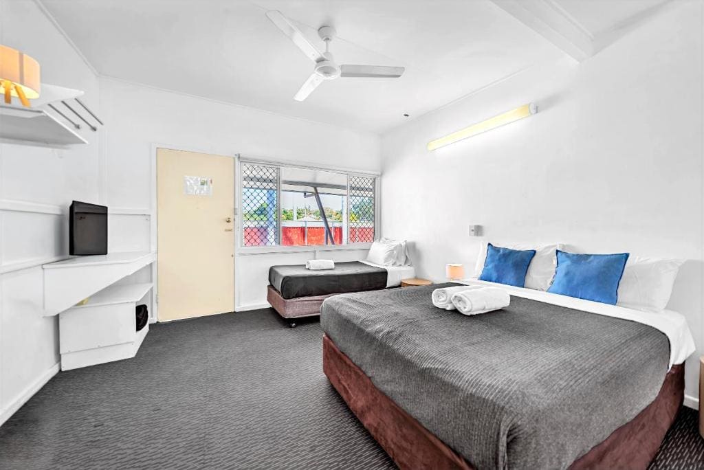 Pearly Shell Motel - View 6