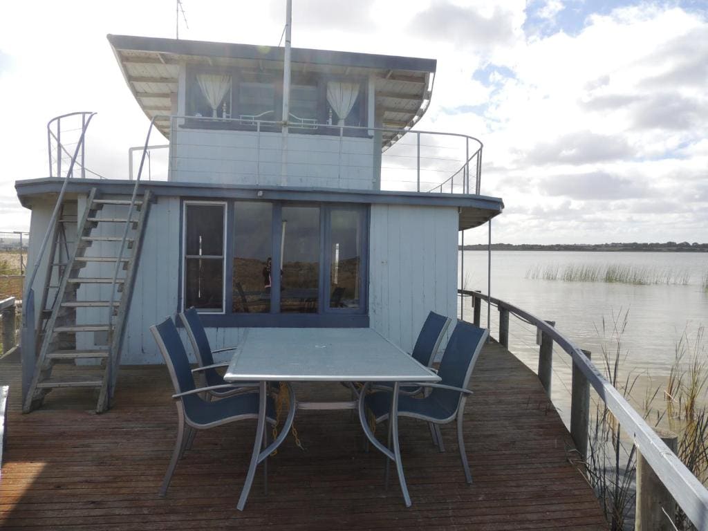 PS Federal Retreat Paddle Steamer Goolwa - View 6