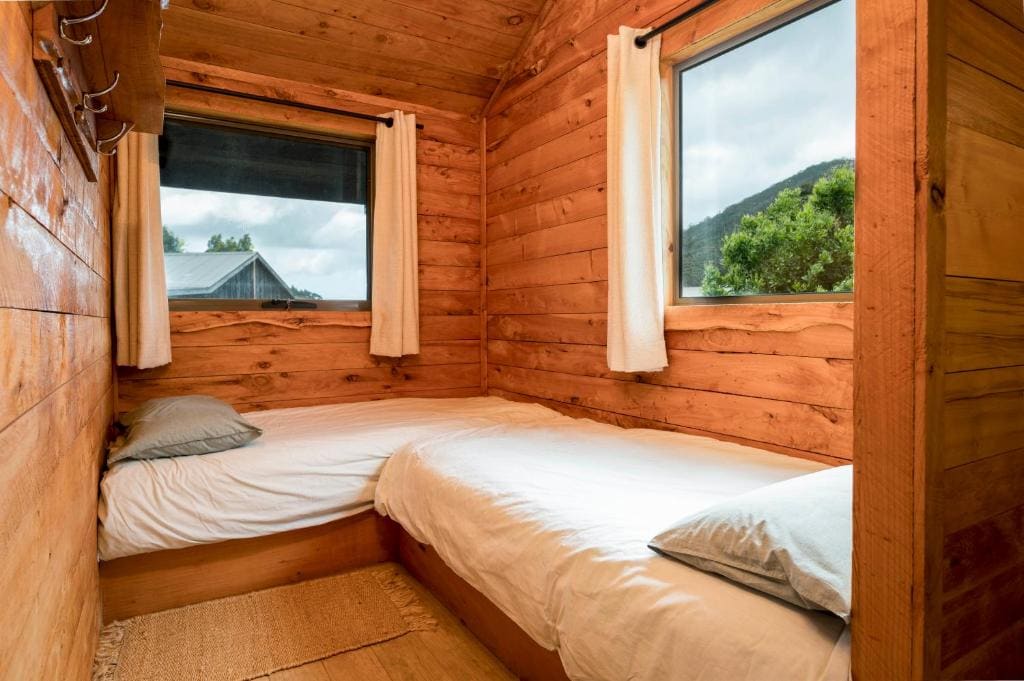 Rustic Hut Bush Retreat - عرض 7
