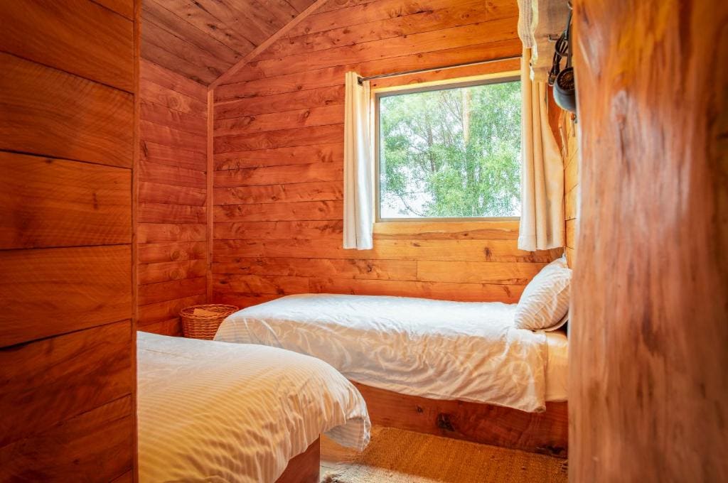 Rustic Hut Bush Retreat - عرض 2