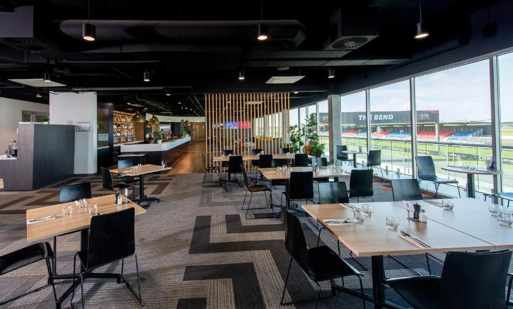 Rydges Pit Lane - View 3