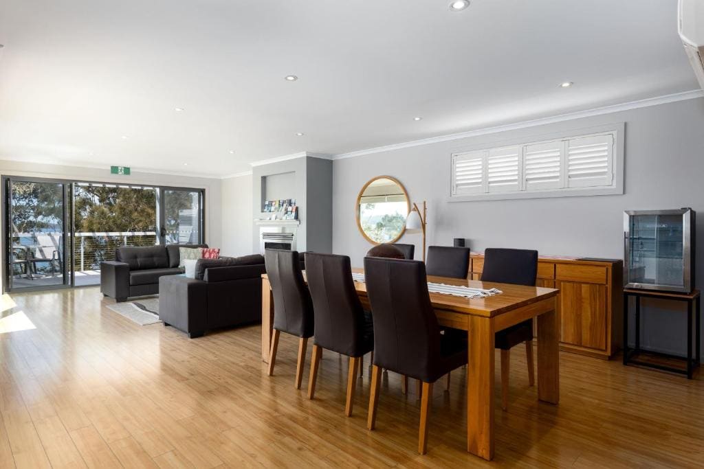 The Edgewater on Greville - View 2