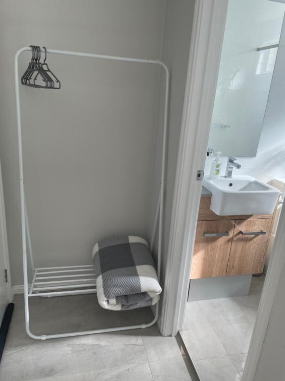 -The Garden Room - with Private Entrance & Private Bathroom - View 5