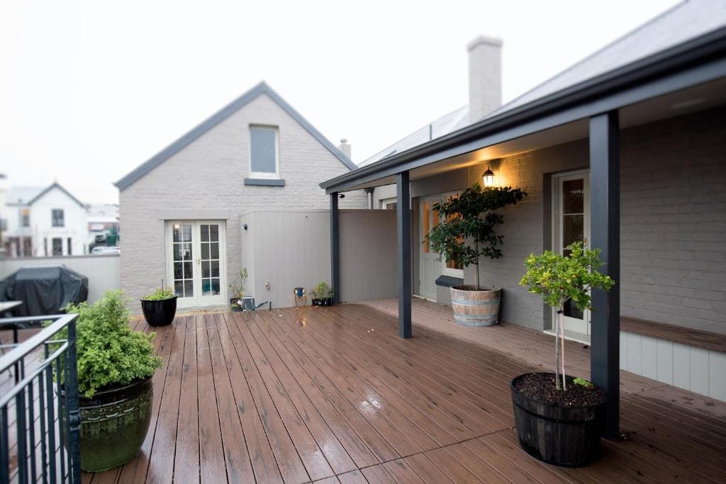 The Tasmanian Inn - View 4