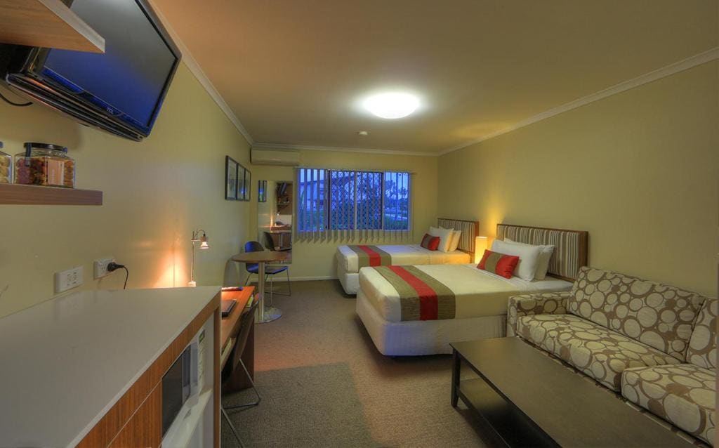 Tropixx Motel - View 2
