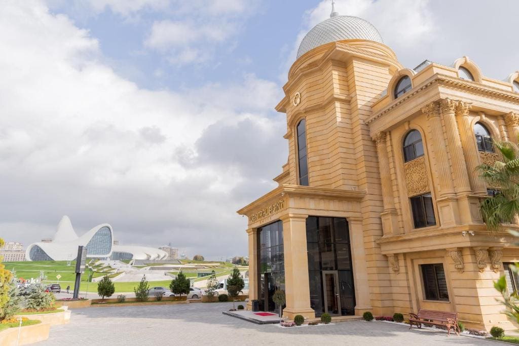 The Central Point Hotel Baku - Main view