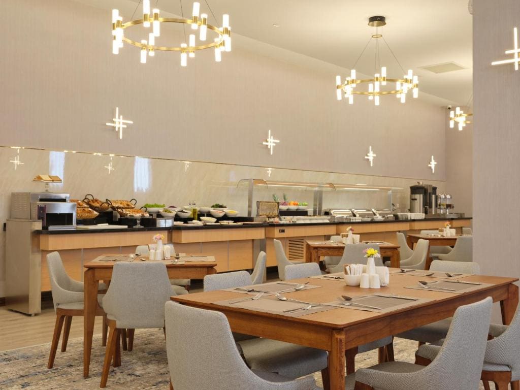 The Central Point Hotel Baku - View 3