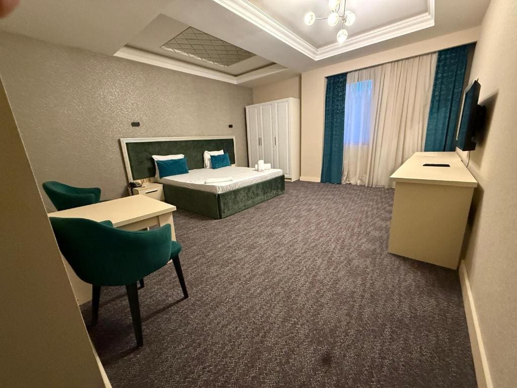 Premier Mont inn Hotel - View 6