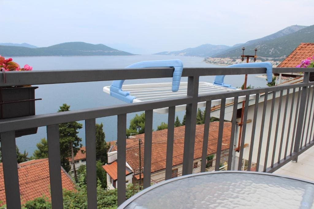 Guest House Put - View 3