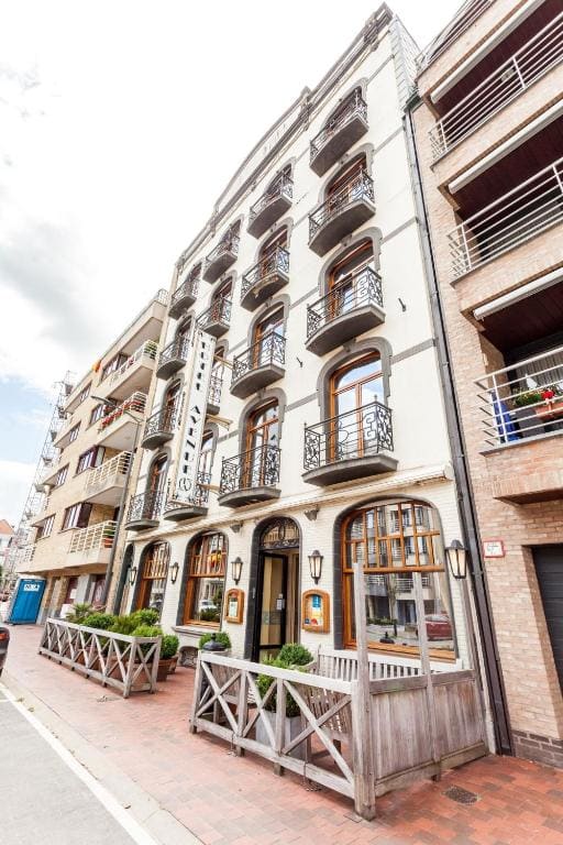 Avenue Hotel by F-Hotels - Main view