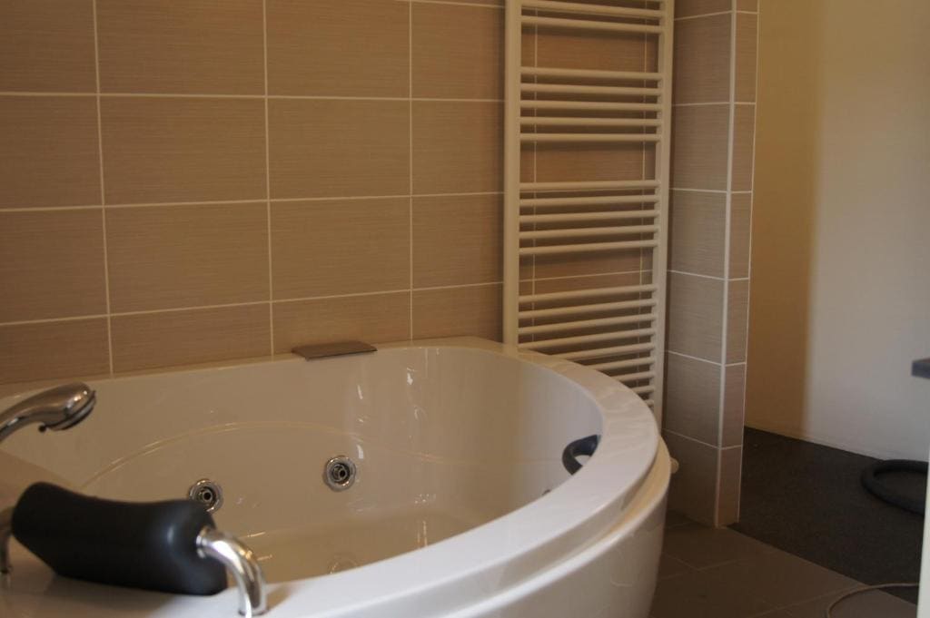 Hotel Bouillon - View 2