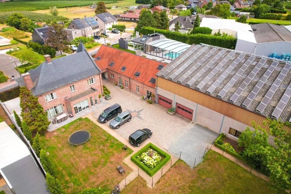 B&B Fruithof Tack - View 3