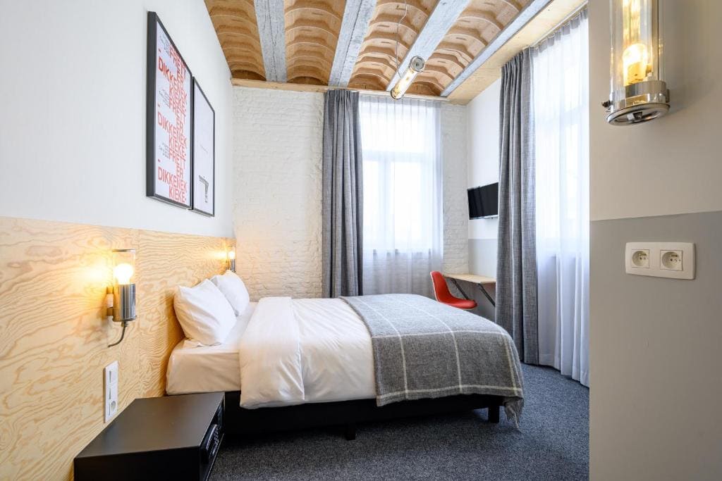 Hotel La Grande Cloche - View 6