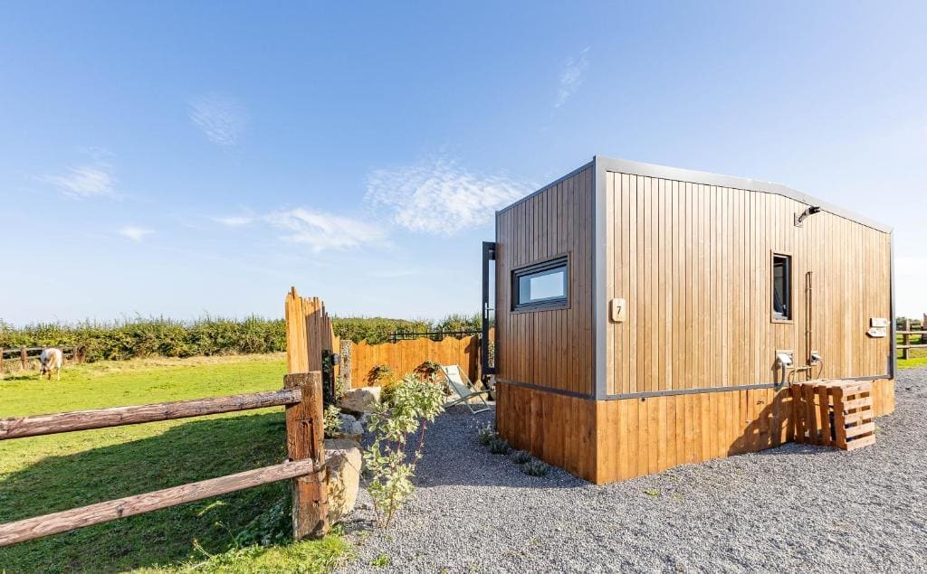 Les Tiny du Pré Mathy Profondeville - Main view