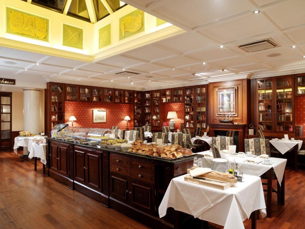 Eurostars Montgomery - View 3