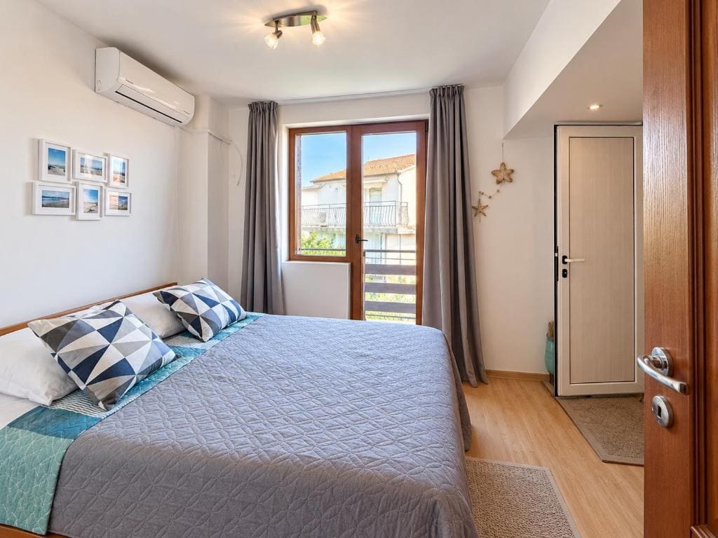 Royal Blue Guest House with Sea View in Old Nessebar - View 7